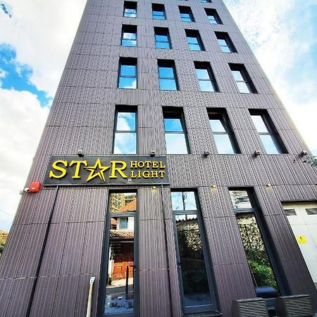 Starlight Hotel Тирана Екстер'єр фото